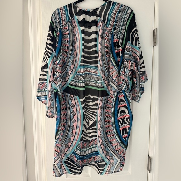 Express Colorful Zebra Print Kimono - Picture 5 of 6